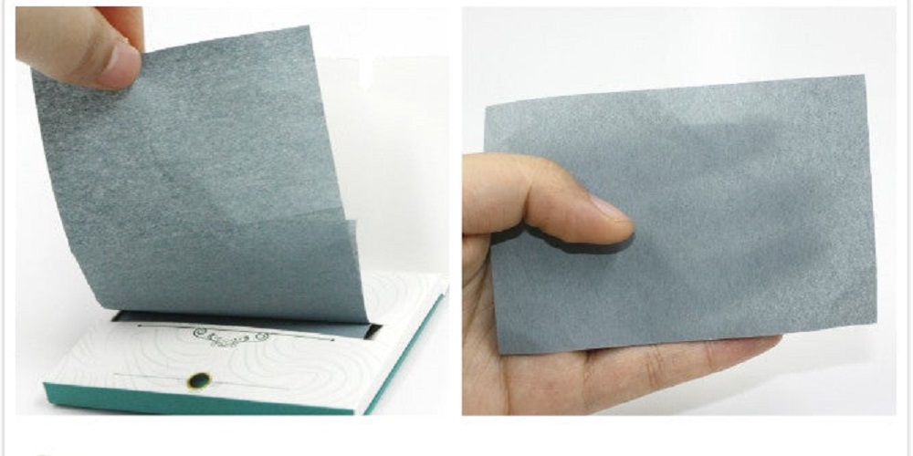 Handy blotting papers by pleasingcare that maintain your skincare